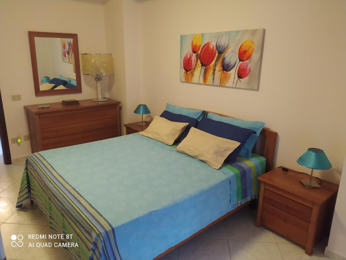La Casa Dei Nonni Apartment Giardini Naxos Luaran gambar